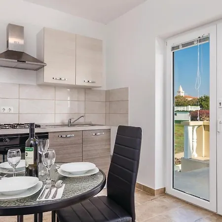 Beautiful In With 2 Bedrooms And Wifi Повляна