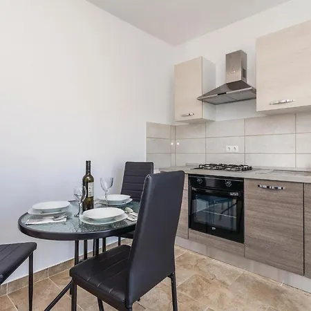 Beautiful In With 2 Bedrooms And Wifi * Повляна